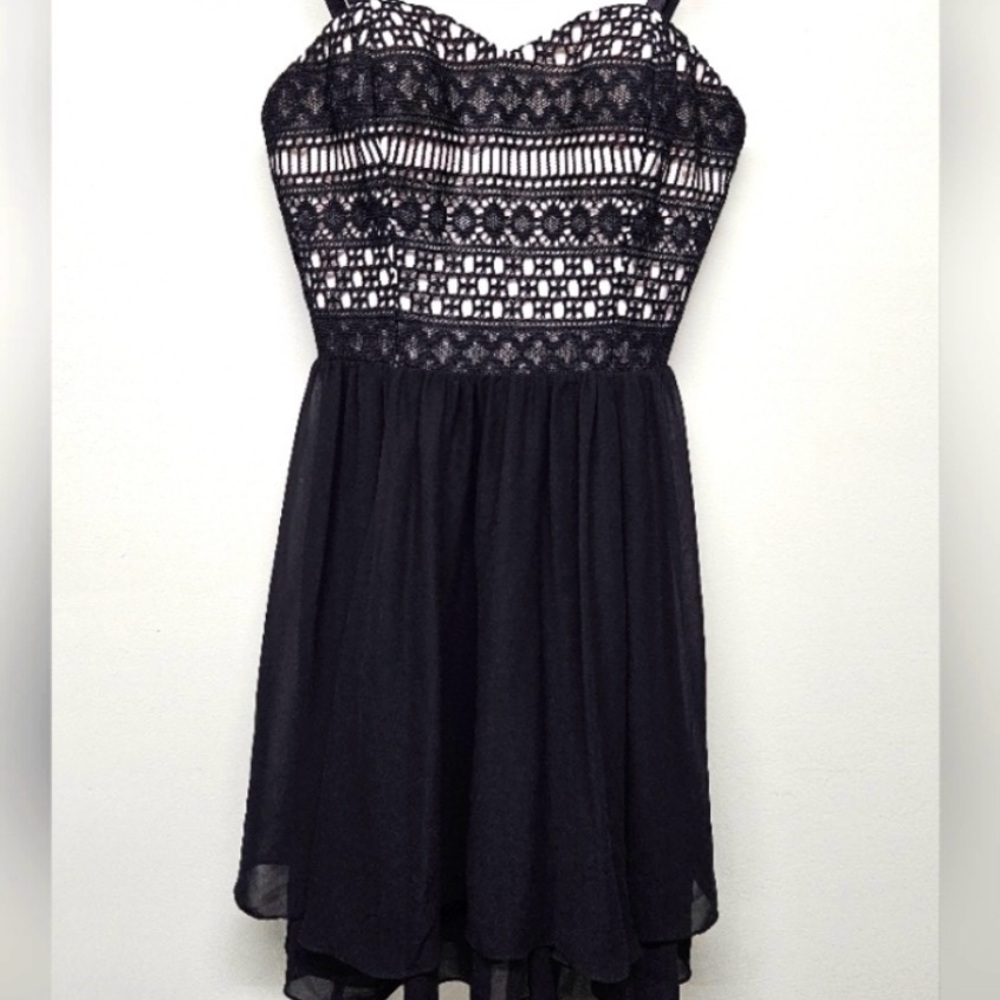 Vintage Guess Black and White dress